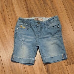L E I Girl's Shorts